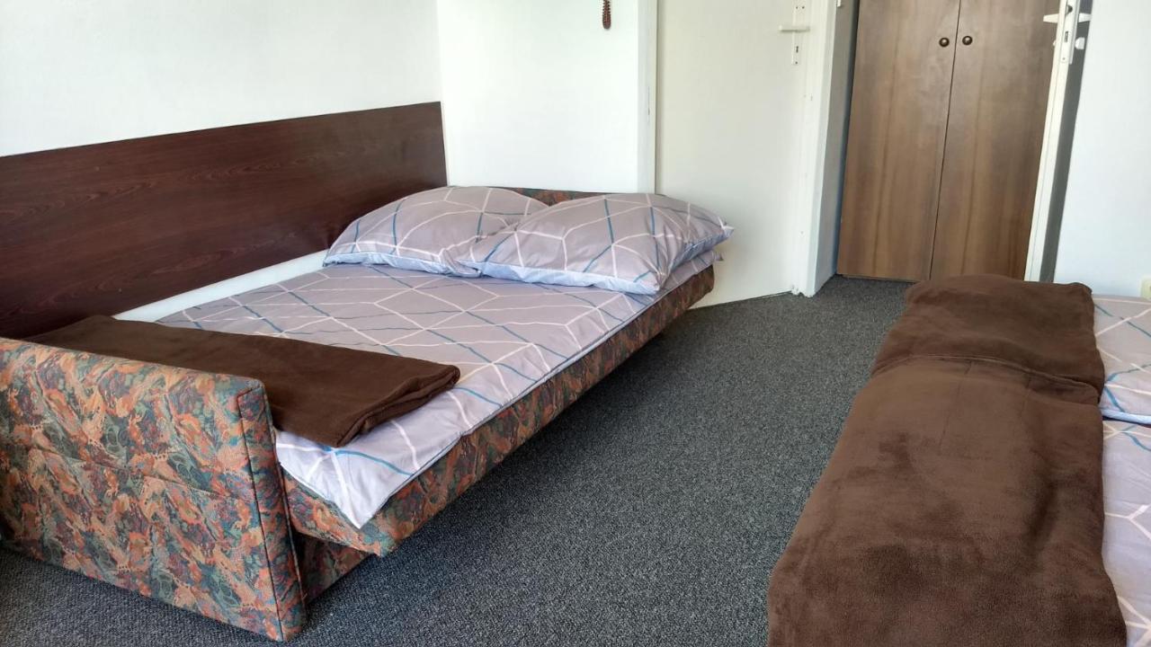 Klif Pokoje Goscinne W Centrum Blisko Morza 尤斯托尼莫斯基 外观 照片